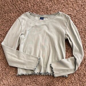 Old Navy Light Gray Long Sleeve Tee